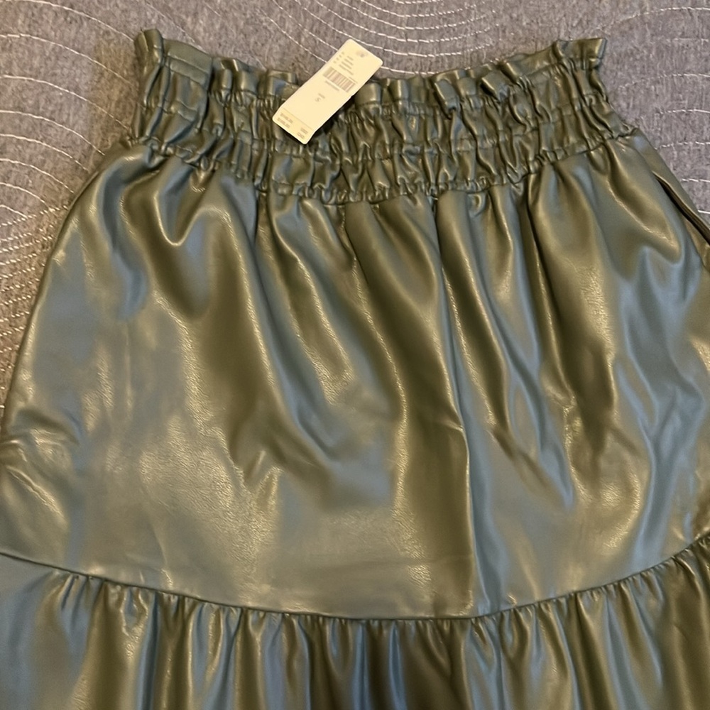 Anthropologie tierred skirt - Picture 4 of 6